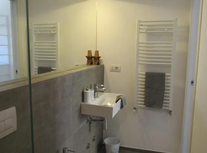 Apartment Make A Wish - Near The Center With Private Parking Como