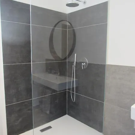 Apartament Make A Wish - Near The Center With Private Parking